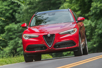 『CAR GRAPHIC』9月号発売操ることを科学する、MT車特集