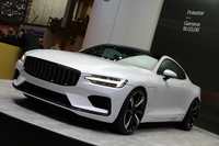 ポールスターの第1弾「ポールスター1」は、プラグインハイブリッド車。