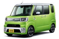 ボディーカラーを新色の「パールホワイトIII×フレッシュグリーンメタリック」とした「Gターボ“SA II”レジャーエディション“SA II”」。