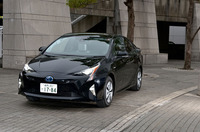 トヨタ・プリウスAプレミアム