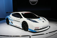 「日産リーフ ニスモRC」