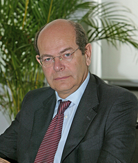 フィアット・グループ全体のデザインを統括するL.ラマチョッティ。
