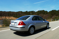 フォード・モンデオセダンV6GHIA（5AT）【ブリーフテスト】の画像