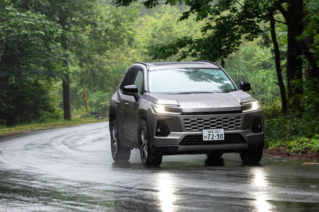 �g���^�̐l�CSUV�uRAV4�v��6��ڂւƐi���B�ǂꂭ�炢�l�C�Ȃ̂��͖{�����������������������A���{�����ł�...