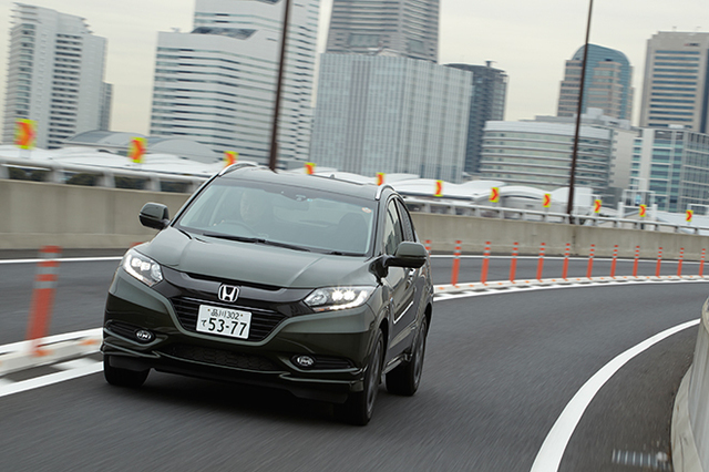 ホンダ・ヴェゼル ハイブリッドX（4WD/7AT）／ヴェゼル ハイブリッドZ