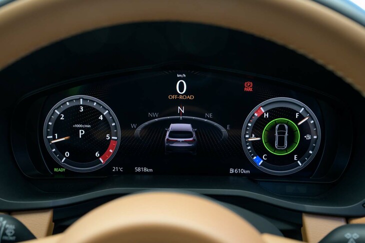 マツダCX-80 XDハイブリッド プレミアムスポーツ（メーター）