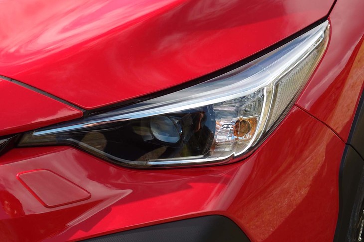 スバル・クロストレック（ヘッドランプ）