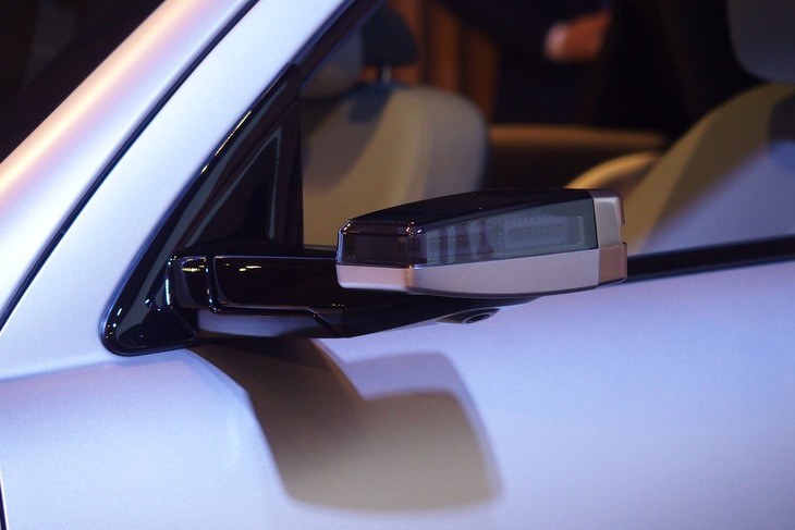 ヒョンデ・アイオニック6（デジタルサイドミラー）