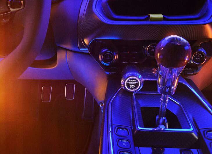 アストンマーティン・ヴァラー（インテリア）