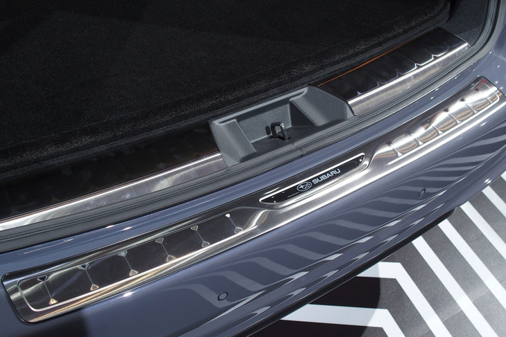 スバル・レヴォーグ レイバック（純正アクセサリー装着車）
