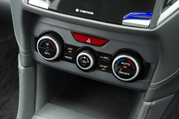 スバル・インプレッサスポーツ2.0i-L EyeSight