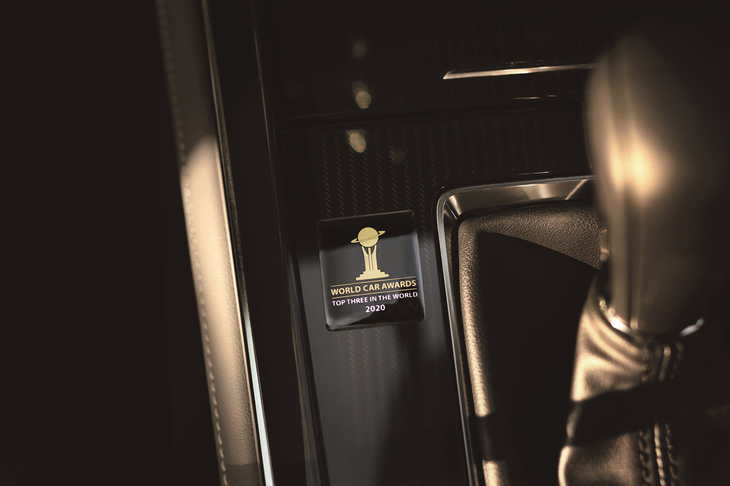 専用オーナメントの装着例。