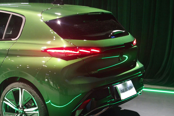 プジョー308 GT BlueHDi（リアコンビランプ）