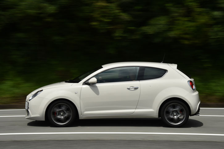 「ミト」に搭載される1.4リッターのマルチエア・エンジンには、環境性能はもちろん、アルファ・ロメオらしく走る楽しさも備わっている。