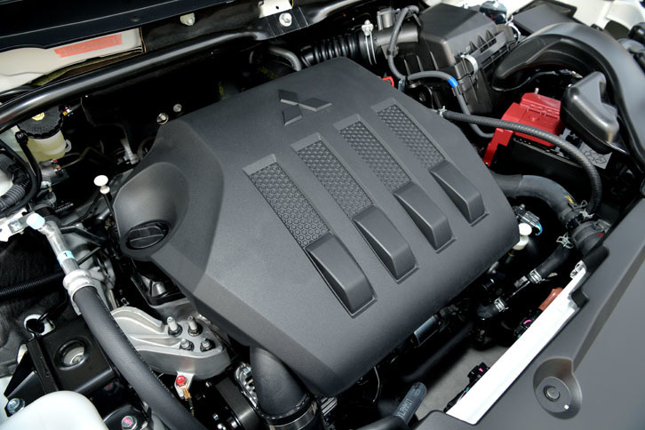1.5リッター直4ターボエンジンには、ポート噴射を併用した直噴システムが採用されている。スペックは現時点では未発表。参考までに、欧州仕様では163psと250Nmを生み出す。