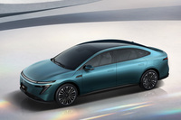 東風日産の新型BEV「N7」。