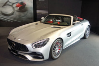 「メルセデスAMG GT」のオープントップモデル登場