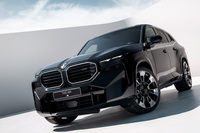 BMWが新型車「XM」を発表　最高出力653PSのハイパフォーマンスPHEVの画像