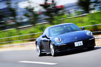 PDK仕様の「911カレラGTS」が0-100km/h加速に要する時間は3.7秒。最高速度は310km/hと公表される。