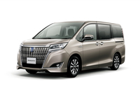 新規設定色の「アバンギャルドブロンズメタリック」が用いられた「エスクァイアGi 」（ハイブリッド車）。