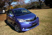 スバル・トレジア