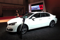 「プジョー508GT」