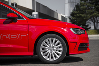 テスト車は225/45R17サイズの「ピレリ・チントゥラートP7」を装着していた。