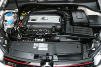 「VWゴルフ」にスポーティモデル「GTI」追加の画像