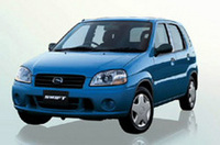 
	写真上：シボレー「クルーズ」
	写真下：クルーズの元となった、スズキ「スイフト」
	 