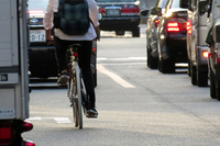 第12回：自転車――改正道交法が語る“意味”（その1）自転車VSタクシー、危機一髪の画像