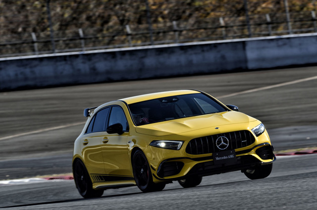 メルセデスAMG A45 S 4MATIC＋エディション1／CLA45 S 4MATIC＋