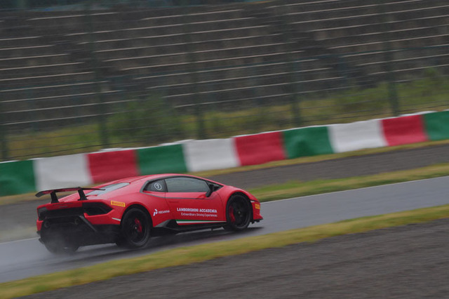 ランボルギーニ・ウラカン ペルフォルマンテ（4WD/7AT）【試乗記