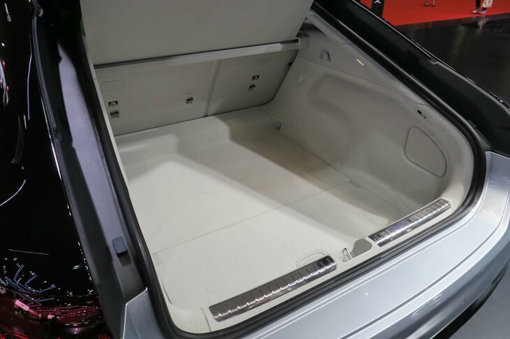 メルセデス・ベンツEGS 450＋