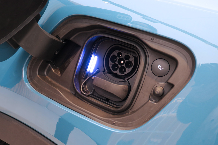 ボルボC40リチャージ（充電口）