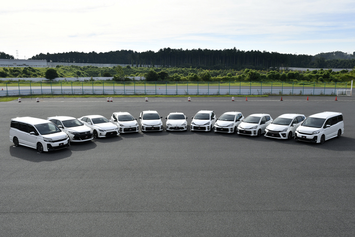 2017年9月から2018年春にかけて発売が予定されている、「GR」シリーズの初期ラインナップ。コンパクトハッチバックからミニバン、セダン、スポーツカーまで、幅広い車種が用意される。