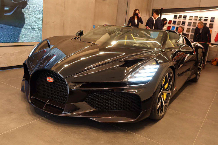 ブガッティW16ミストラル