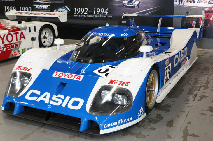 1992年のルマン24時間レースに投入された「TS010」（33号車）。ドライバーは、ピエール＝アンリ・ラファネル、関谷正徳、ケニー・アチソンで、総合2位に輝いた。3.5リッターのV10 DOHCエンジンは最高出力750psを発生した。