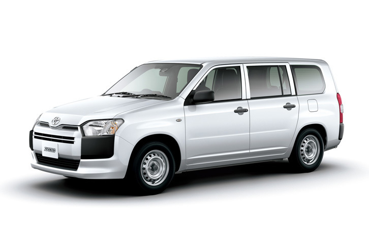 「サクシード」