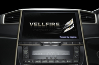 アルパイン、10型大画面の車種専用カーナビ発表