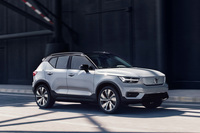 ボルボが初の電気自動車「XC40リチャージ」を発表　新しい電動カー製品群の第1弾の画像