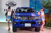 「トヨタ・ハイラックス」、13年ぶりに国内で発売の画像