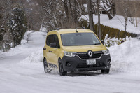 コンパウンドは天然素材のパインレジンをベースにしたオールシーズンタイヤ専用品。構造の最適化によって従来品よりも接地面積が格段に大きくなっている。