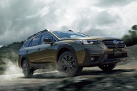 「レヴォーグ レイバック」と同じクロスオーバーモデルの「レガシィ アウトバック」。“都会派”というレイバックのコンセプトは、こうした他のラインナップとの重複を避ける意味合いもあったのだろう。