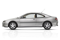 ピニンファリーナはイタリア以外のメーカーにも積極的にデザインを提供していった。写真は1997年に登場した「プジョー406クーペ」。リアのタイヤハウスの前方に、ピニンファリーナのエンブレムが貼られている。