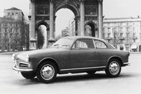 「アルファ・ロメオ・ジュリエッタ」