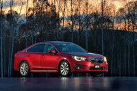 2014年10月に登場した、現行型「レガシィB4」。SUVの「レガシィ アウトバック」ともども、2017年9月にマイナーチェンジが発表された。