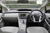 トヨタ・プリウス Gツーリングセレクション レザーパッケージ（FF/CVT）／G（FF/CVT）【試乗速報】の画像