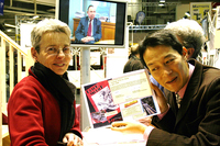 当時のテストパイロットのサイン入り証明書をありがた〜く頂戴。
