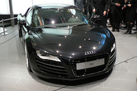 アウディフォーラム東京オープニングレセプションで展示された「R8」。
