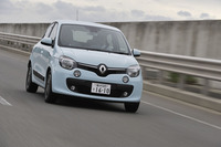 エクステリアデザインは初代「トゥインゴ」ほか、往年の「サンク」からも着想を得ているという。ヘッドランプの形状はサンクからだそう。